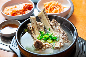 ‘뜨끈한 국밥 한그릇 드세요’…소문난 겨울 음식들