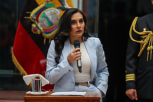 세계 최연소 국가수반 에콰도르 대통령, 첫발부터 부통령과 마찰
