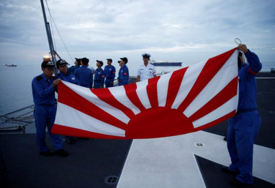 日本の軍艦「旭日旗」がきょう釜山に到着…３１日ＰＳＩ訓練に参加 :: 文化日報 munhwa