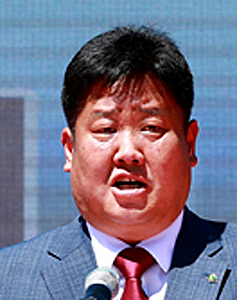 계좌 적힌 부고·청첩장 무더기 발송한 태백시장·장흥군수