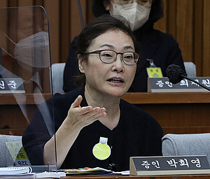 ‘석방’ 박희영 용산구청장 오늘부터 직무복귀…유족 “출근 저지”