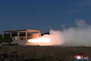 北, IRBM 고체연료 시험 성공 주장… 기습공격능력 향상될 듯